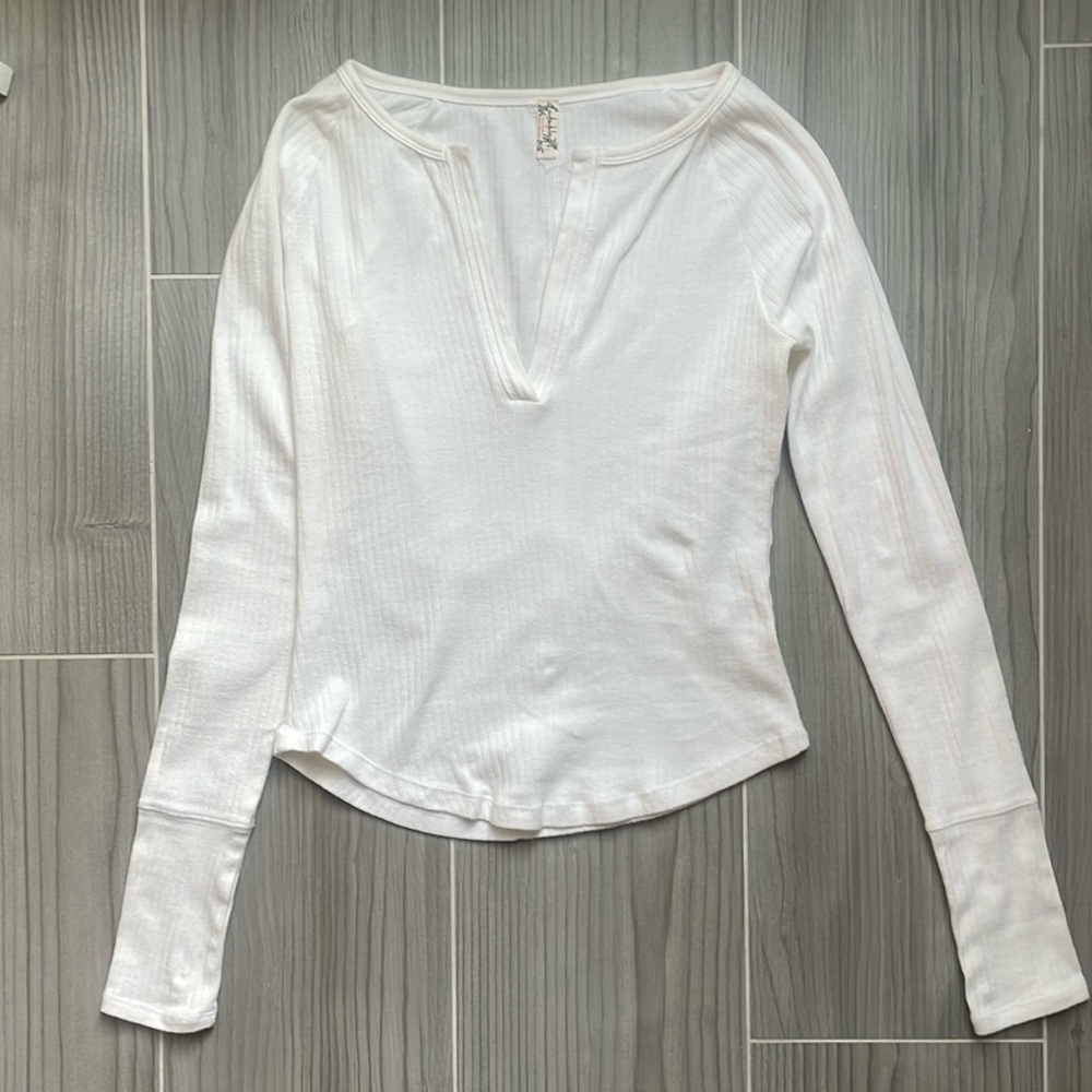 Free people white split neck ribbed tee size small